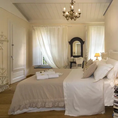 Bed & Breakfast Di Camilla 4*